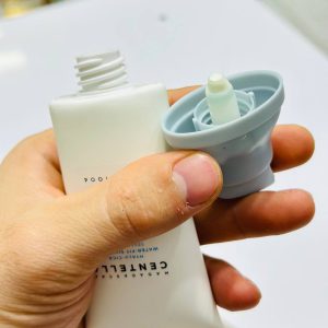 ضد آفتاب سنتلا اسکین 1004 skin هیالو سیکا